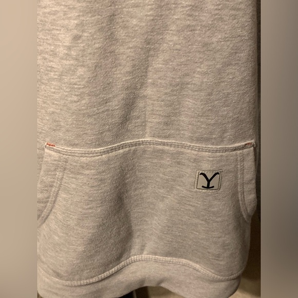 Yellowstone Dutton Ranch Wear the Brand Gray S Hooded Sweatshirt - Picture 3 of 13